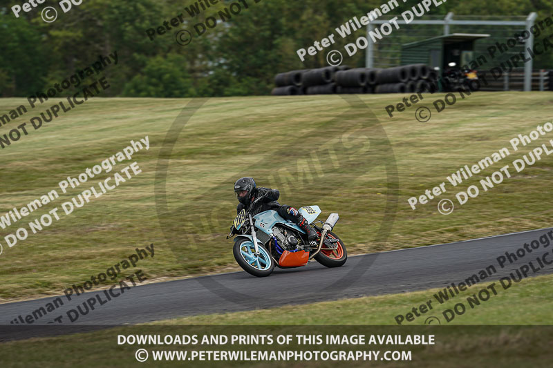 cadwell no limits trackday;cadwell park;cadwell park photographs;cadwell trackday photographs;enduro digital images;event digital images;eventdigitalimages;no limits trackdays;peter wileman photography;racing digital images;trackday digital images;trackday photos